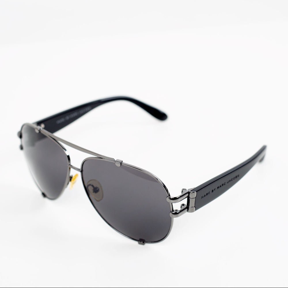 MARC BY MARC JACOBS Sunglasses